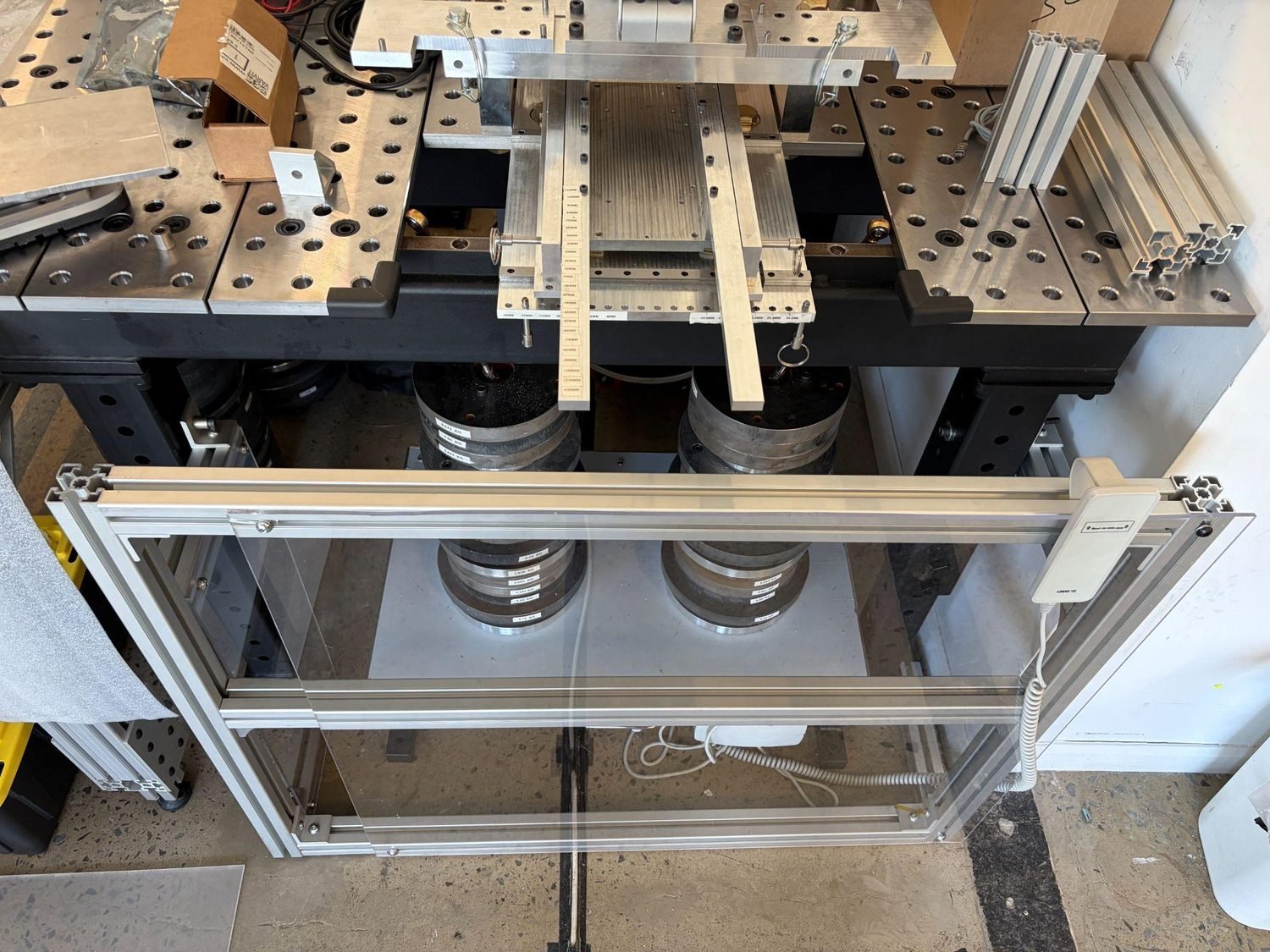 3-DOF sensor calibration fixture enclosure